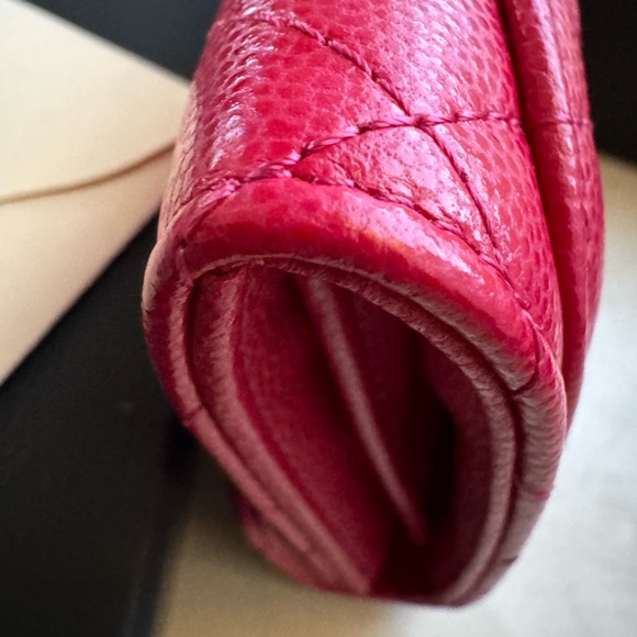 Rare Chanel card holder XL Reissue Raspberry color - Picture 5 of 15